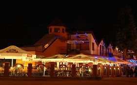 Kompleks Gastronomiczno Hotelowy Tahiti